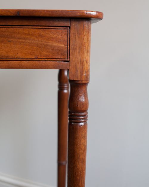 GEORGE IV MAHOGANY SIDE TABLE OF GOOD COLOUR - ADDITIONAL PHOTO 4