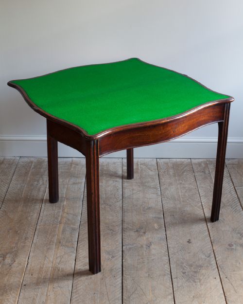 GEORGE III MAHOGANY SERPENTINE CARD TABLE - ADDITIONAL PHOTO 2