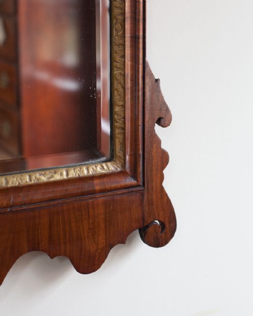GEORGE III WALNUT AND PARCEL GILT FRET MIRROR - ADDITIONAL PHOTO 4