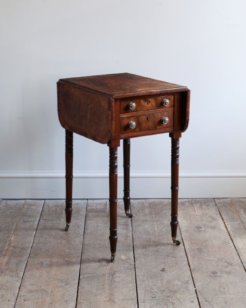 late regency mahogany work table - CATEGORY: ANTIQUE TABLES - DATED 19TH CENTURY