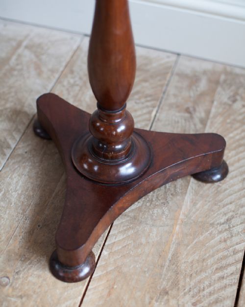 WILLIAM IV PEDESTAL LAMP TABLE - ADDITIONAL PHOTO 3