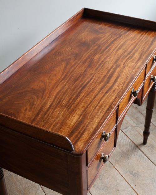 REGENCY MAHOGANY DRESSING TABLE - ADDITIONAL PHOTO 3