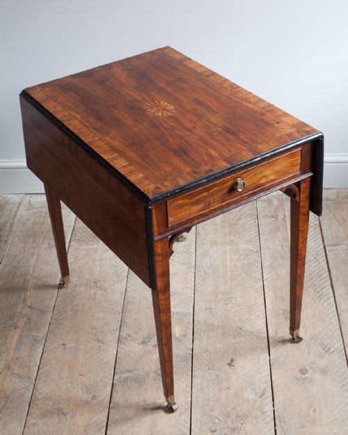 GEORGE III MAHOGANY PEMBROKE TABLE - ADDITIONAL PHOTO 2