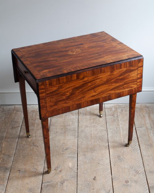 GEORGE III MAHOGANY PEMBROKE TABLE - ADDITIONAL PHOTO 3