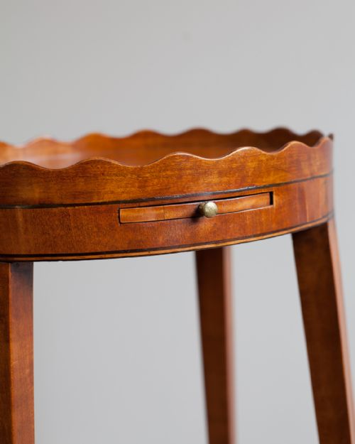 GEORGE III SATINWOOD OVAL URN STAND - ADDITIONAL PHOTO 5