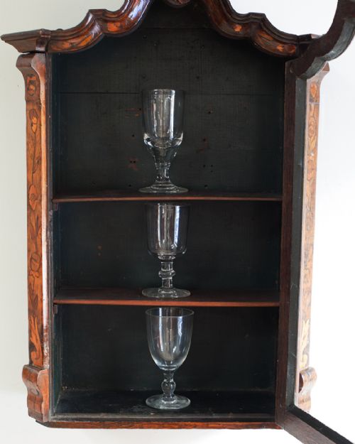 19TH CENTURY DUTCH DISPLAY CABINET - ADDITIONAL PHOTO 6