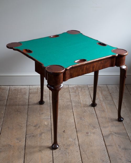 ATTRACTIVE GEORGE II MAHOGANY CARD TABLE - ADDITIONAL PHOTO 6