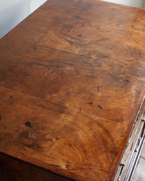 GEORGE II WALNUT CHEST OF DRAWERS - ADDITIONAL PHOTO 4