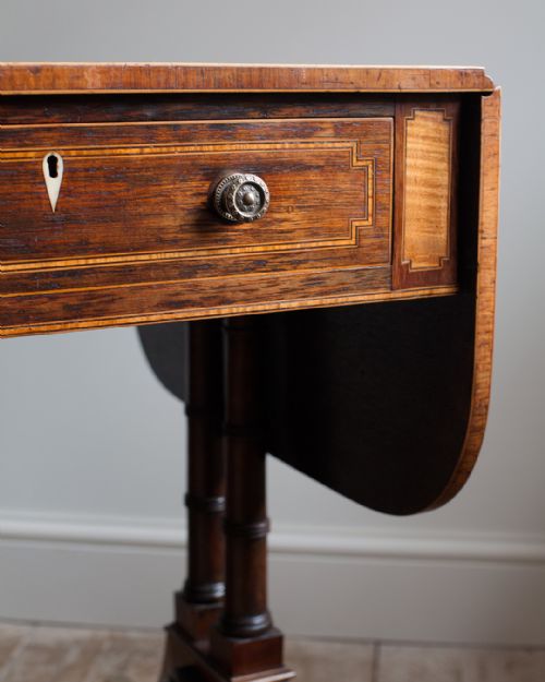 STUNNING REGENCY ROSEWOOD SOFA TABLE - ADDITIONAL PHOTO 3