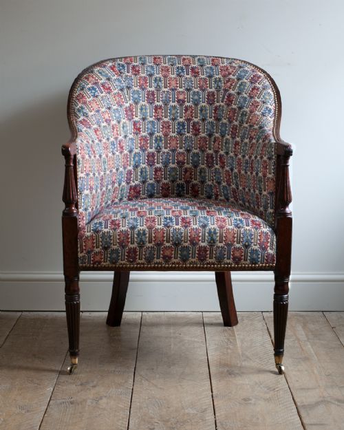 GEORGE III MAHOGANY TUB ARMCHAIR - ADDITIONAL PHOTO 1