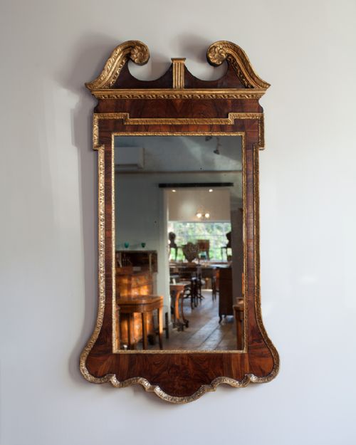 george ii walnut and parcel gilt mirror - CATEGORY: ANTIQUE MIRRORS - DATED 18TH CENTURY