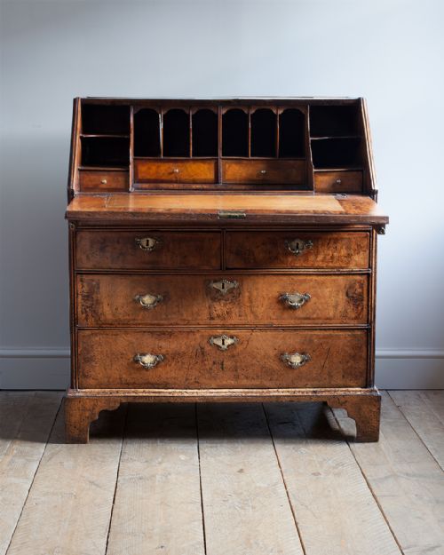 WILLIAM MARY WALNUT BUREAU - ADDITIONAL PHOTO 1