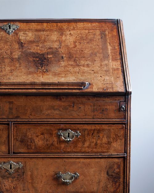 WILLIAM MARY WALNUT BUREAU - ADDITIONAL PHOTO 4