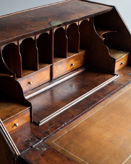 WILLIAM MARY WALNUT BUREAU - ADDITIONAL PHOTO 6