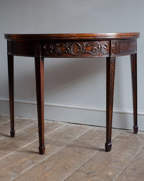 RARE FINE QUALITY GEORGE III MAHOGANY DEMI LUNE CARD TABLE - ADDITIONAL PHOTO 3