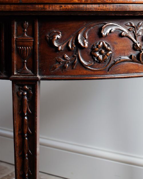 RARE FINE QUALITY GEORGE III MAHOGANY DEMI LUNE CARD TABLE - ADDITIONAL PHOTO 6