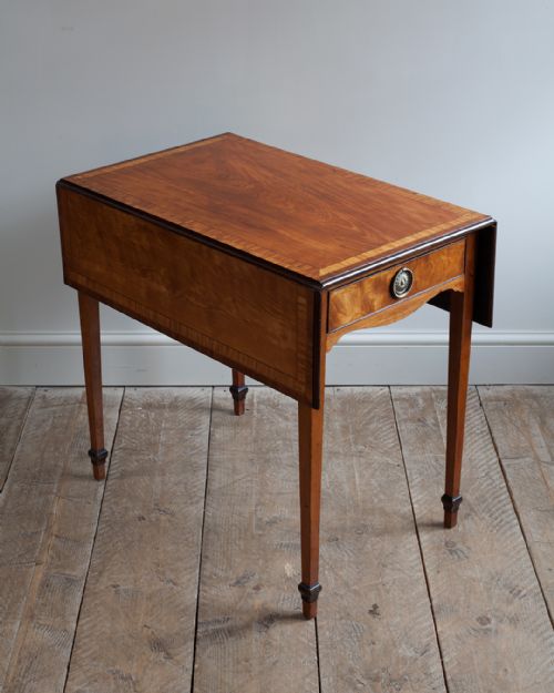 GEORGE III SATINWOOD PEMBROKE TABLE - ADDITIONAL PHOTO 2