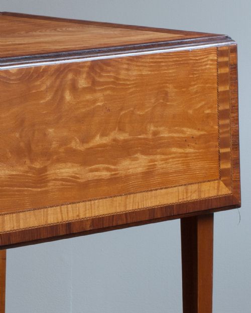 GEORGE III SATINWOOD PEMBROKE TABLE - ADDITIONAL PHOTO 5