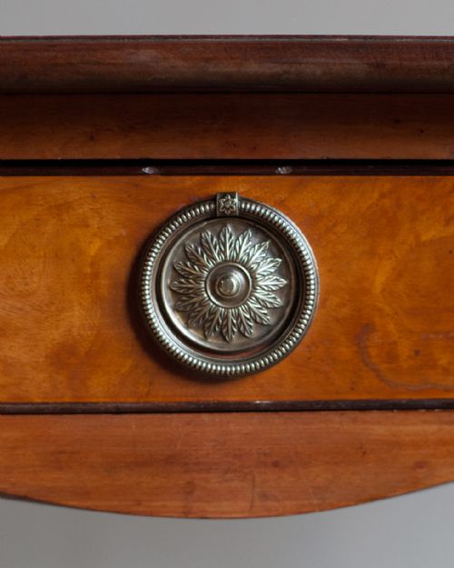 GEORGE III SATINWOOD PEMBROKE TABLE - ADDITIONAL PHOTO 6
