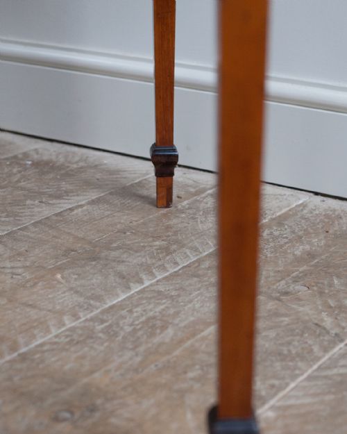 GEORGE III SATINWOOD PEMBROKE TABLE - ADDITIONAL PHOTO 7
