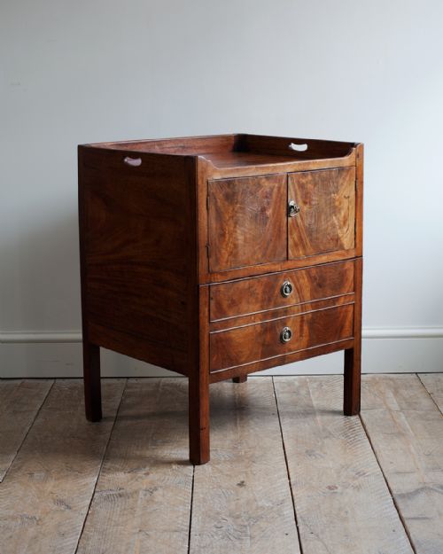 george iii tray top commode - CATEGORY: ANTIQUE CUPBOARDS - DATED 18TH CENTURY