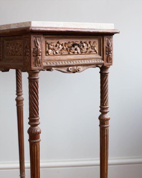 19TH CENTURY FRENCH WALNUT CONSOLE TABLE - ADDITIONAL PHOTO 6