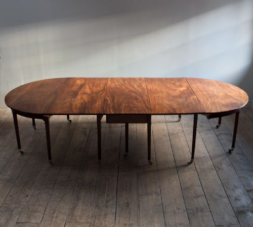 GEORGE III MAHOGANY EXTENDING DINING TABLE - ADDITIONAL PHOTO 4