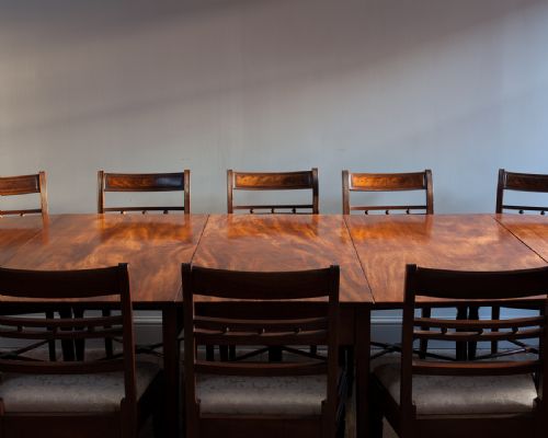 GEORGE III MAHOGANY EXTENDING DINING TABLE - ADDITIONAL PHOTO 5