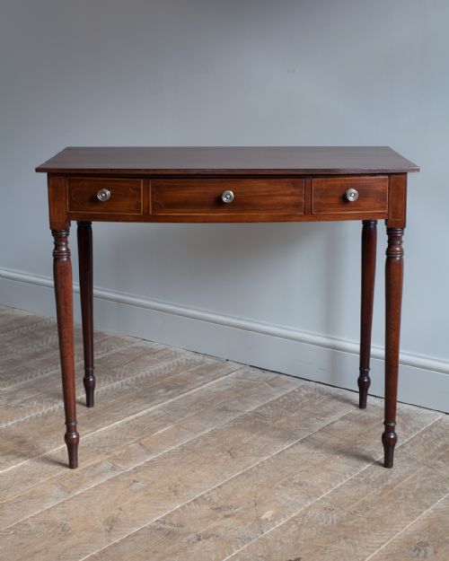 REGENCY MAHOGANY SIDE TABLE - ADDITIONAL PHOTO 2