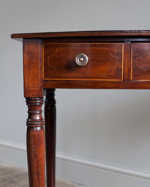 REGENCY MAHOGANY SIDE TABLE - ADDITIONAL PHOTO 3