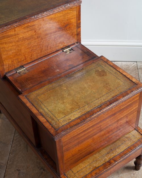 REGENCY MAHOGANY LIBRARY STEPS - ADDITIONAL PHOTO 4