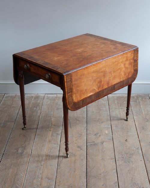 GEORGE IV SATINWOOD PEMBROKE TABLE - ADDITIONAL PHOTO 2