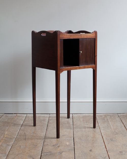 GEORGE III MAHOGANY POT CUPBOARD - ADDITIONAL PHOTO 1