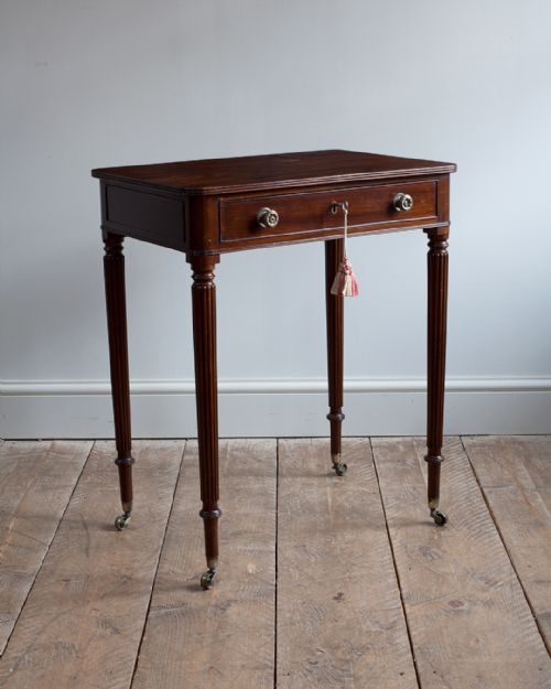 regency mahogany chamber writing table - CATEGORY: ANTIQUE TABLES - DATED 19TH CENTURY