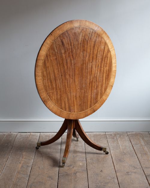 regency mahogany occasional table - CATEGORY: ANTIQUE TABLES - DATED 19TH CENTURY