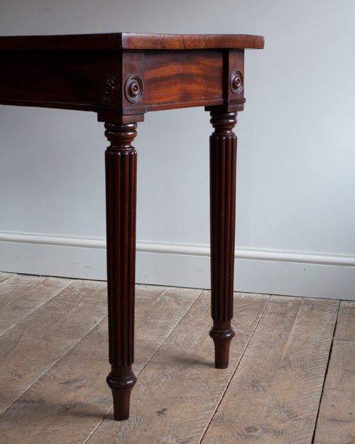 ANTIQUE CENTRE TABLE - ADDITIONAL PHOTO 2