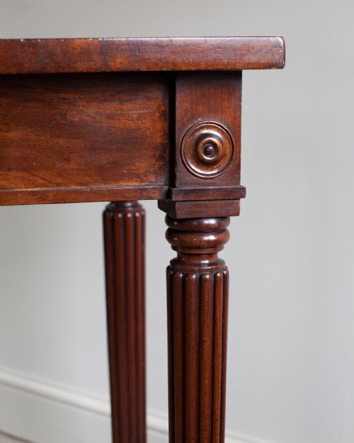 ANTIQUE CENTRE TABLE - ADDITIONAL PHOTO 4