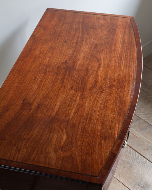 GEORGE IV MAHOGANY BOWFRONT SIDE TABLE - ADDITIONAL PHOTO 3