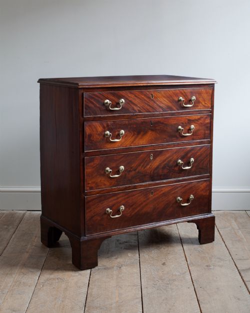 george iii mahogany chest of drawers - CATEGORY: ANTIQUE CHEST OF DRAWERS - DATED 18TH CENTURY