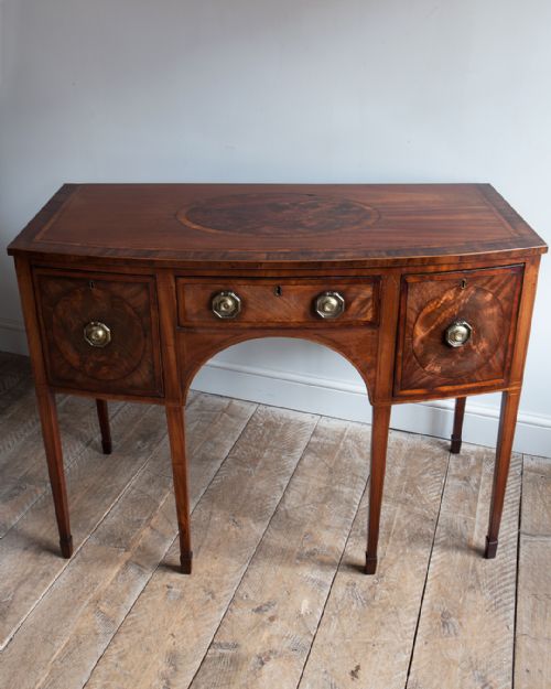 GEORGE III MAHOGANY BOWFRONT SIDEBOARD - ADDITIONAL PHOTO 2