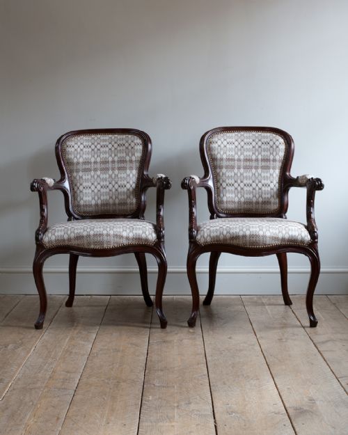 PAIR OF WILLIAM IV MAHOGANY ARM CHAIRS - ADDITIONAL PHOTO 3