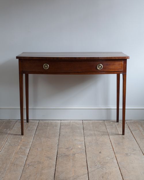 GEORGE III MAHOGANY BOWFRONT SIDE TABLE - ADDITIONAL PHOTO 4