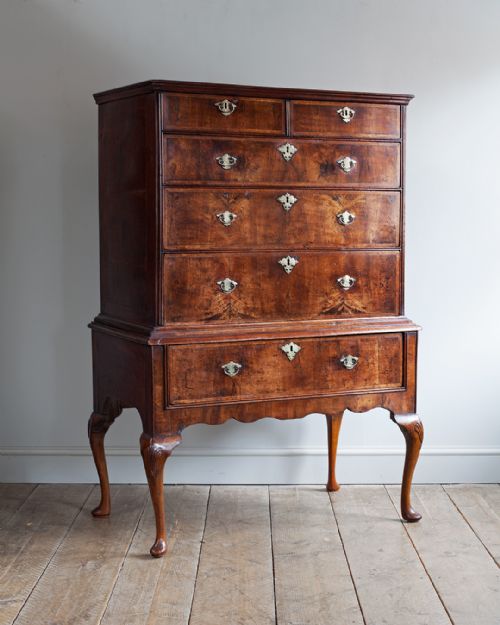 EARLY GEORGIAN WALNUT CHEST ON STAND - ADDITIONAL PHOTO 1