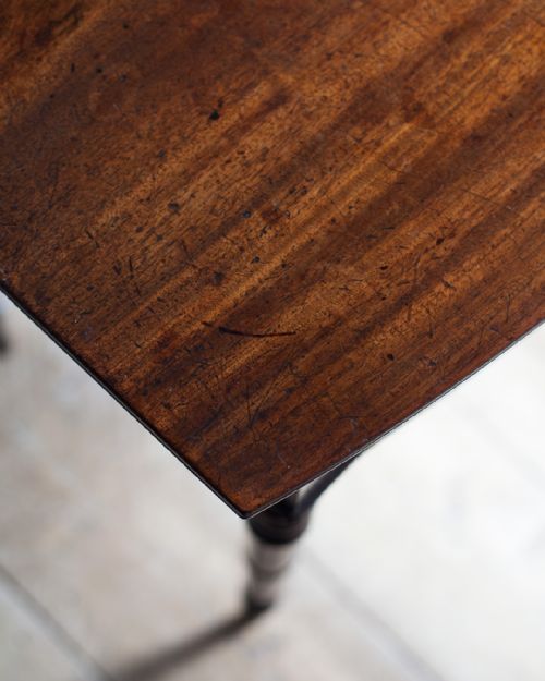 GEORGE IV MAHOGANY BOWFRONT SIDE TABLE - ADDITIONAL PHOTO 6