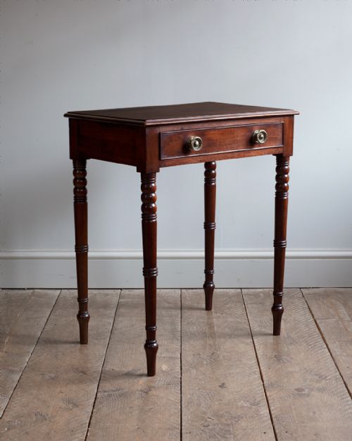 small regency mahogany side table - CATEGORY: ANTIQUE TABLES - DATED 19TH CENTURY