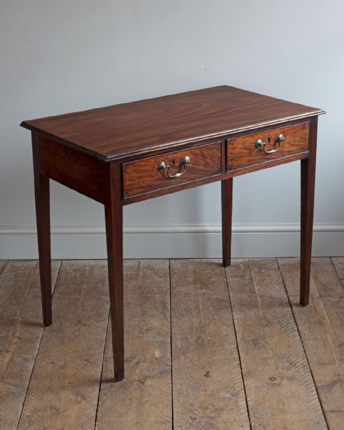 GEORGIAN MAHOGANY SIDE TABLE OF GOOD COLOUR AND PATINA - ADDITIONAL PHOTO 2