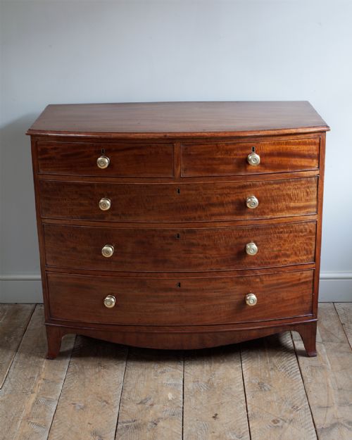 REGENCY MAHOGANY BOWFRONT CHEST OF DRAWERS - ADDITIONAL PHOTO 1