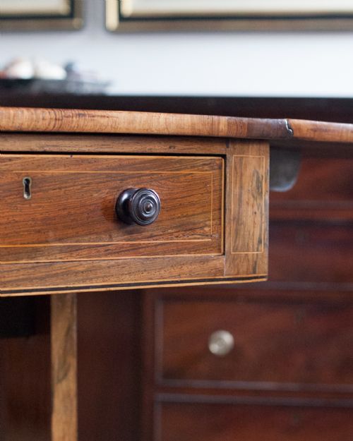 SMALL REGENCY ROSEWOOD SOFA TABLE - ADDITIONAL PHOTO 7