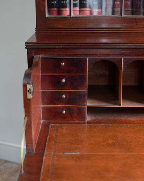 GEORGE III MAHOGANY SECRETAIRE BOOKCASE - ADDITIONAL PHOTO 8