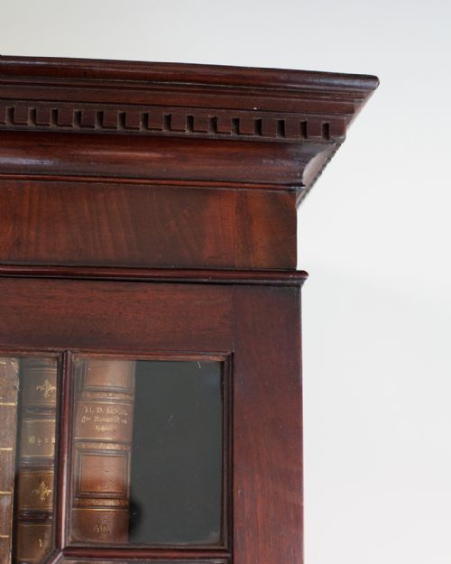 GEORGE III MAHOGANY SECRETAIRE BOOKCASE - ADDITIONAL PHOTO 10